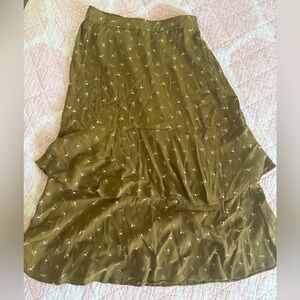 Madewell Ruffle Tiered Midi Skirt in Daisy Stitch - small